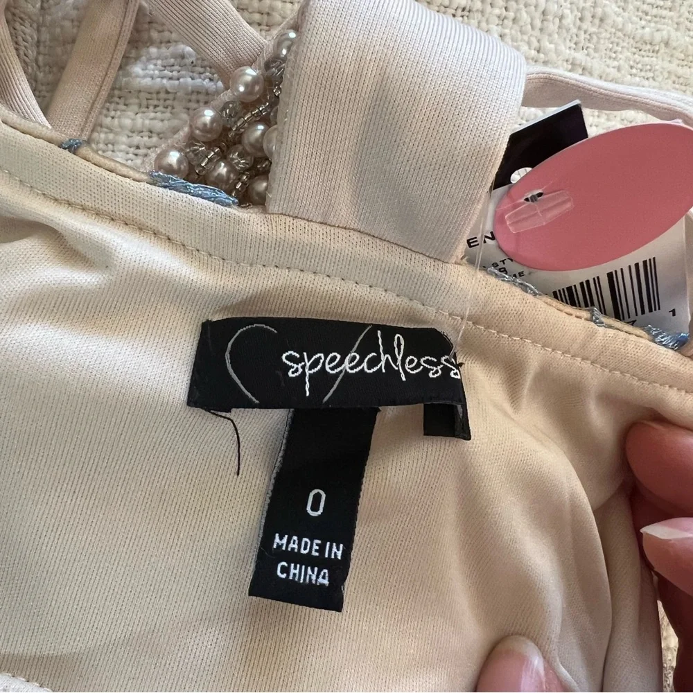 NWT Speechless Blue & Tan Halter Prom Dress Size 0 - Picture 13 of 13